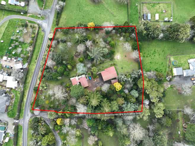 10 Robertson Road, Whatawhata