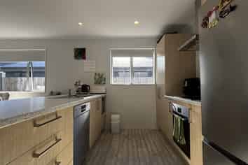 18 Saddler Lane, Yaldhurst