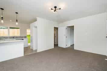 1/42 Hogans Road, Glenfield