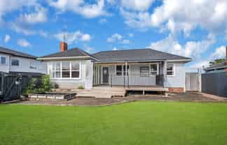 9 Andrew Road, Howick