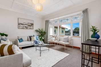 62 Severn Street, Island Bay