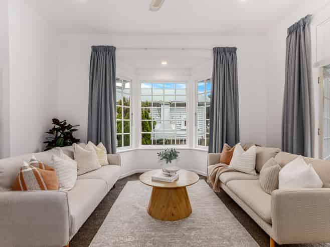 202 Clyde Street, Island Bay