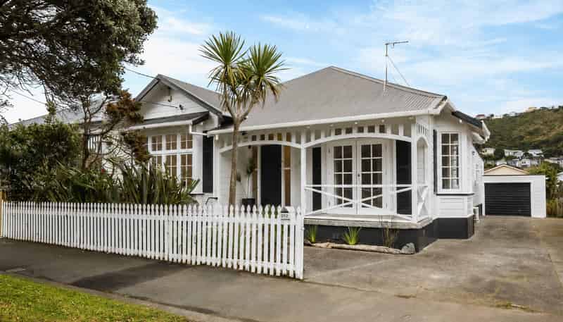 202 Clyde Street, Island Bay