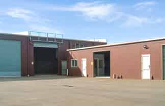 Well located light industrial unit