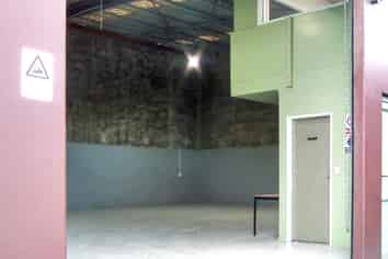 Well located light industrial unit