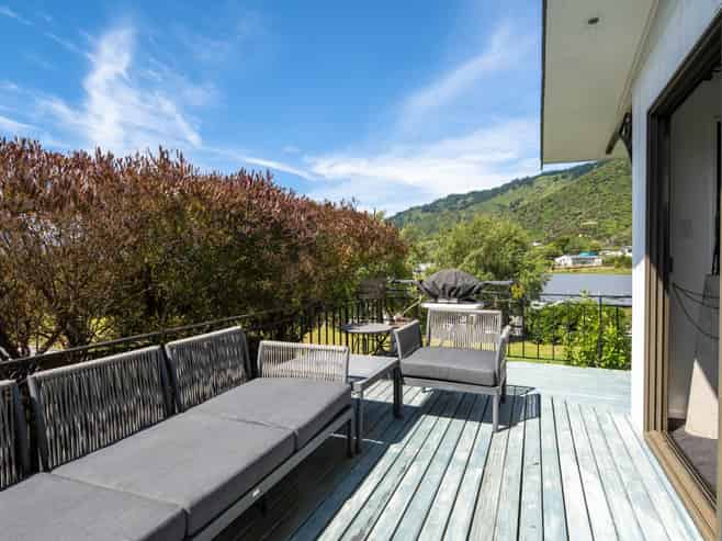 247A Waikawa Road, Waikawa