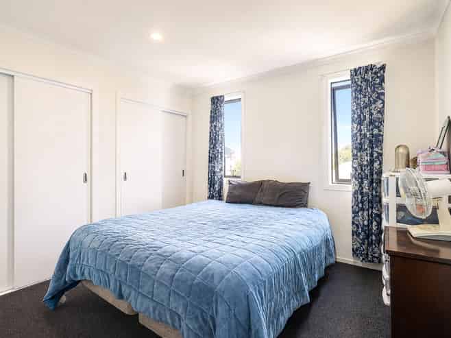 1/61 Cabourne Drive, Glenview