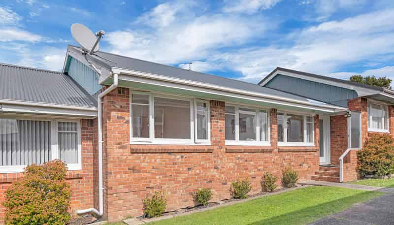 2/7 Greenhill Crescent, Pakuranga Heights