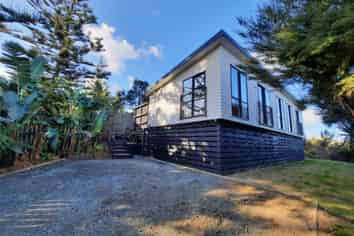 1 Seabreeze Road, Mangawhai Heads