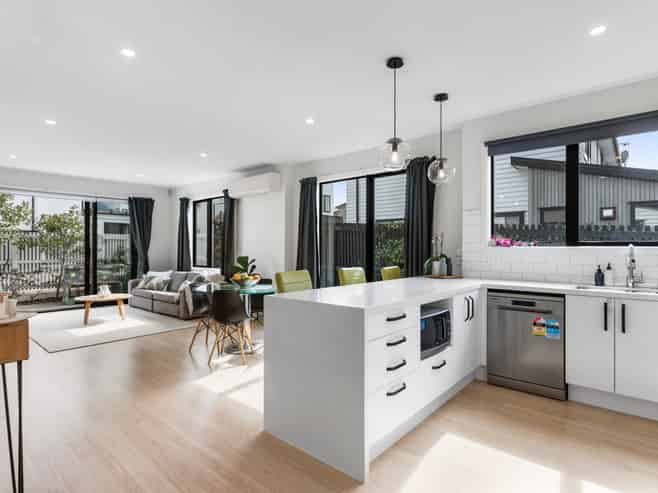 15 Temata Lane, Waiotaiki Bay