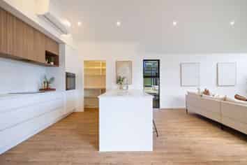 5 Rowe Drive, Jacks Point