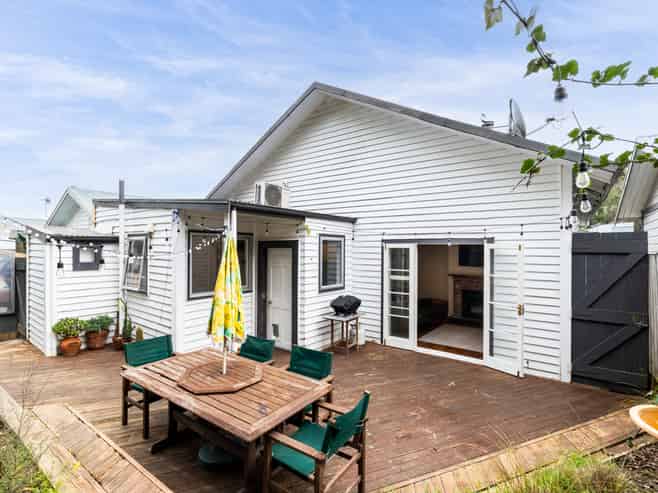 9 Chaucer Road South, Hospital Hill