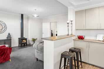 8 Alma Street, Saint Kilda