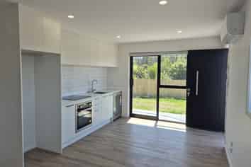1/15 Mangamoteo Street, Lytton West