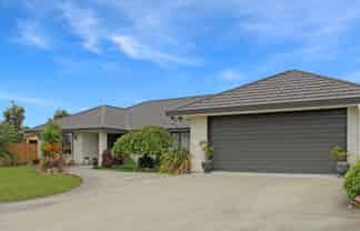 16 Woodgate Court, Fitzherbert