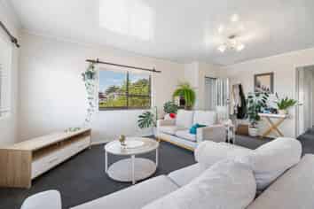 13A Exeter Place, Unsworth Heights