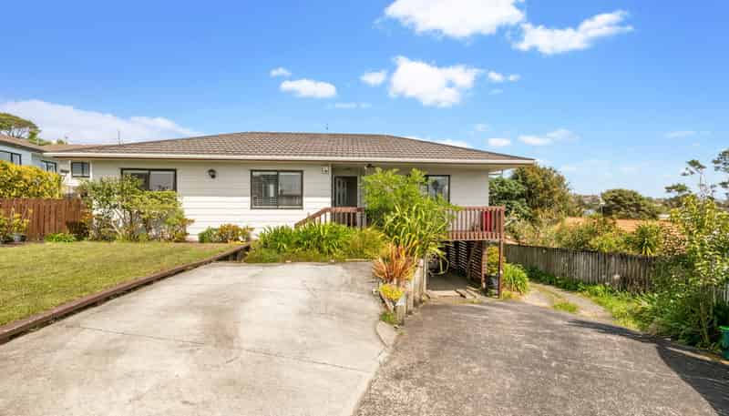 13A Exeter Place, Unsworth Heights