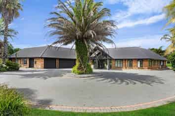 Granny Fla/92a Ranfurly Road, Alfriston