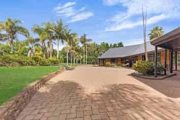 Granny Fla/92a Ranfurly Road, Alfriston
