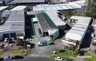 High Profile Warehouse with 2T Gantry
