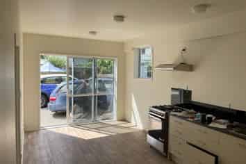 3/99 Hillside Road, Glenfield