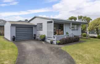 10 Carrick Roberston Place, Waihi