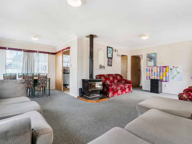 58 Moncrieff Avenue, Clendon Park