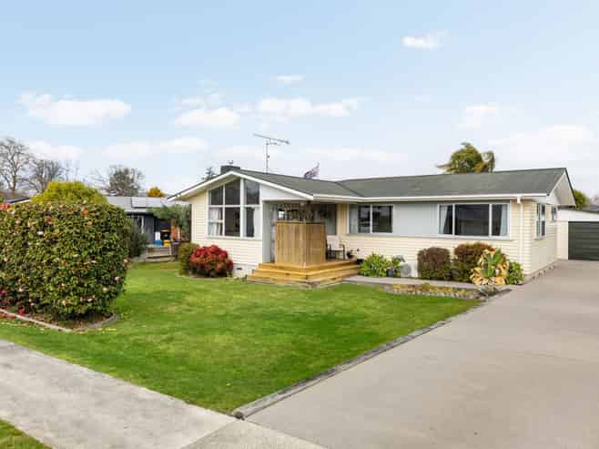 96 Browning Street, Leamington