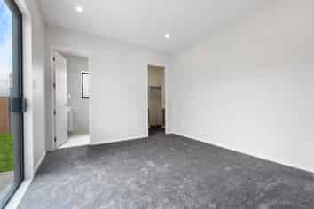 18 Furlough Road, Opaheke