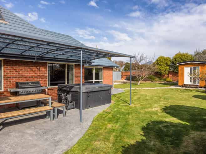 21 Welsford Street, Woodend