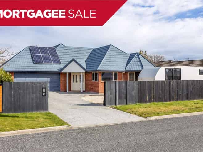 21 Welsford Street, Woodend