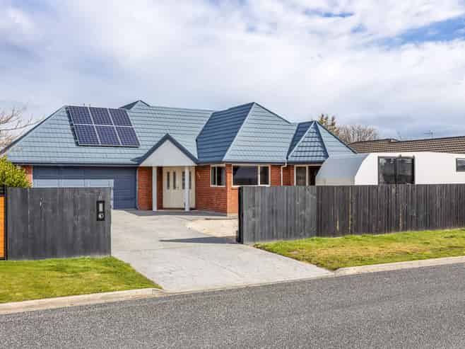 21 Welsford Street, Woodend