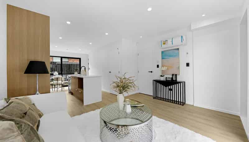 4/525 Massey Road, Mangere