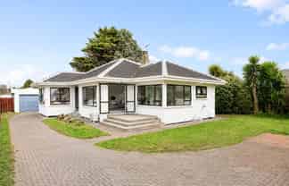 17 & 17A Garnett Avenue, Forest Lake