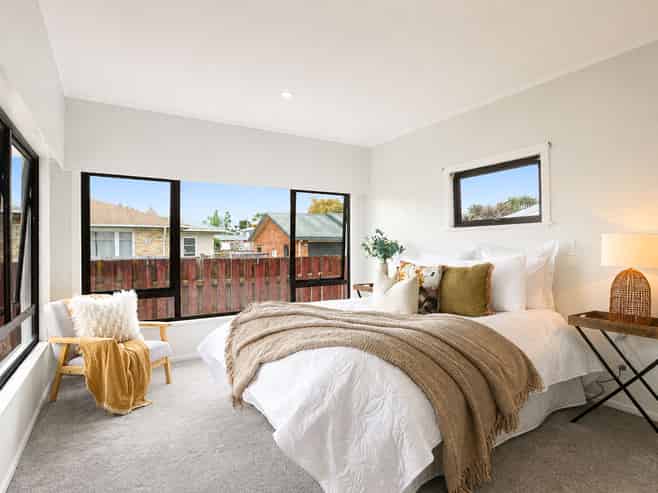 17 & 17A Garnett Avenue, Forest Lake