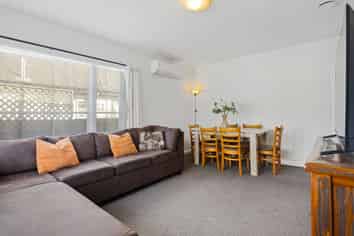 434 Pages Road, Aranui