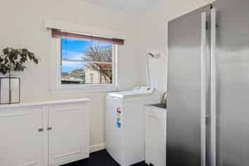 434 Pages Road, Aranui