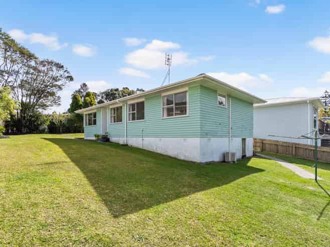 18 Paewai Road, Glen Eden