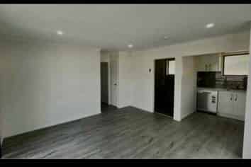 3/35A Somerset Road, Mount Roskill