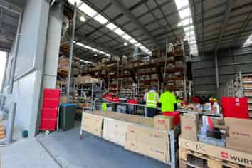 Immaculate Modern Warehouse