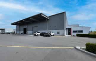 Immaculate Modern Warehouse