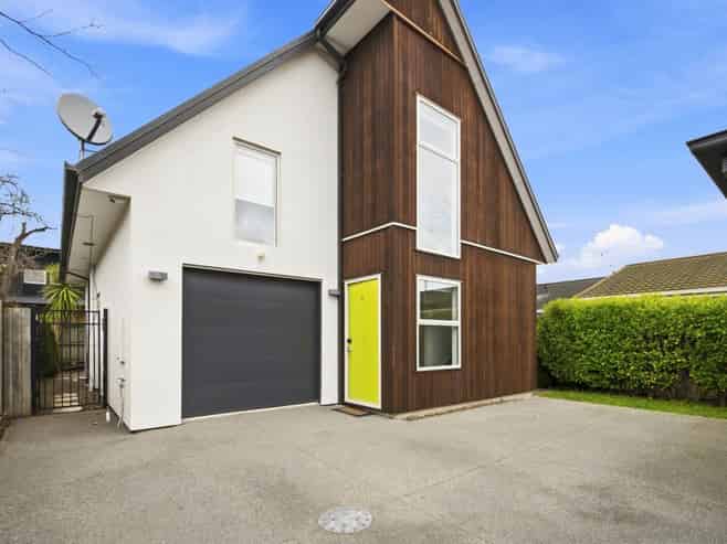 134 Edgeware Road, Saint Albans