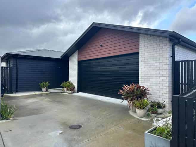 7 Tauwehe Lane, Poike