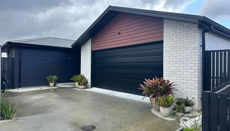 7 Tauwehe Lane, Poike