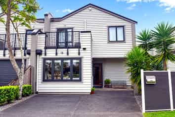 2/38 John Jennings Drive, Albany