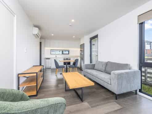 1 Te Puketoka Lane, Mangere