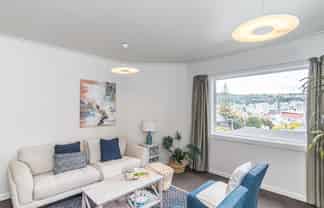 Upper flat/77 Majoribanks Street, Mount Victoria