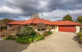 5 Mayer Crescent, WAKEFIELD