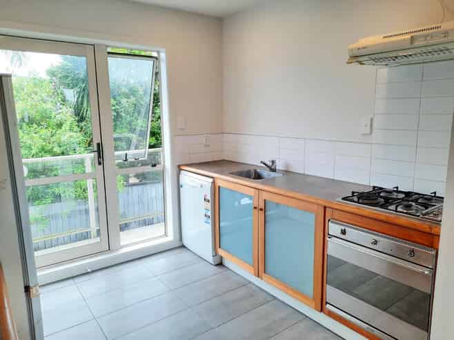 10/M Sylvan Ave East, Mount Eden