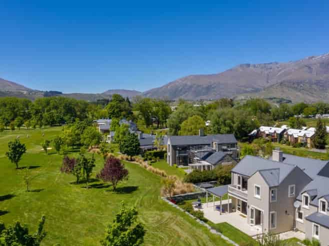 2 Streamside Lane, Millbrook Resort, Arrowtown
